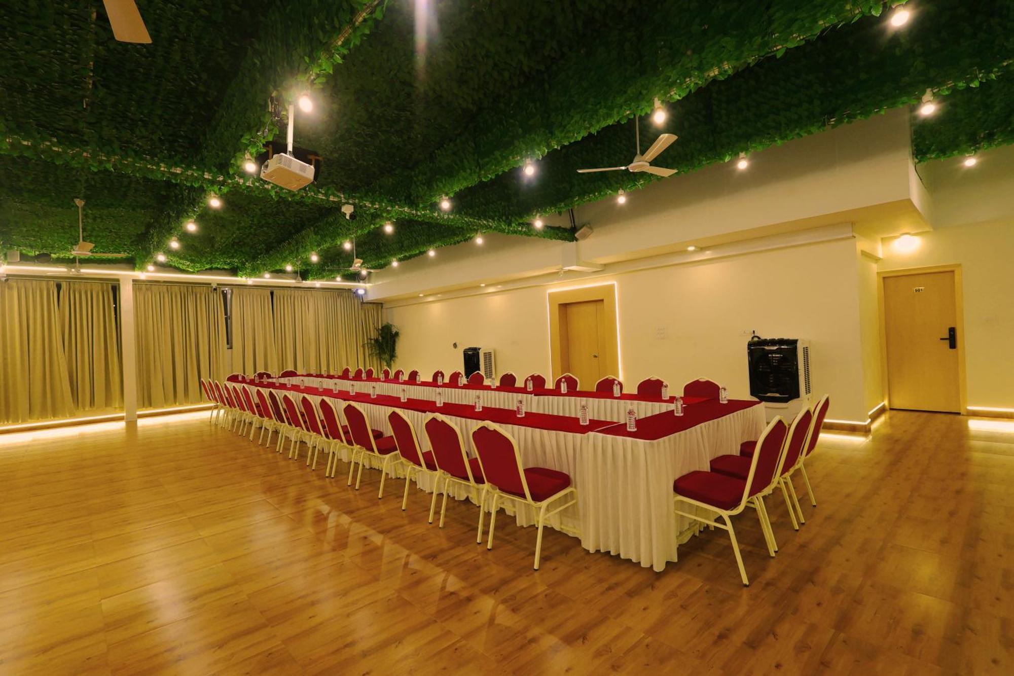 班加罗尔 Grand Regency Rajajinagar, Iskcon Temple - Wtc酒店 外观 照片
